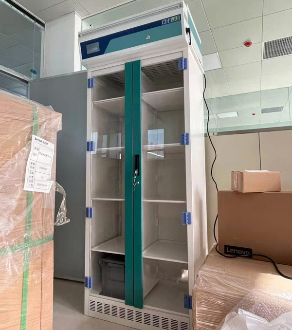 無管道凈氣型儲藥柜